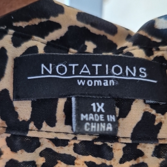 Leopard Print Button Down Blouse - Picture 2 of 9